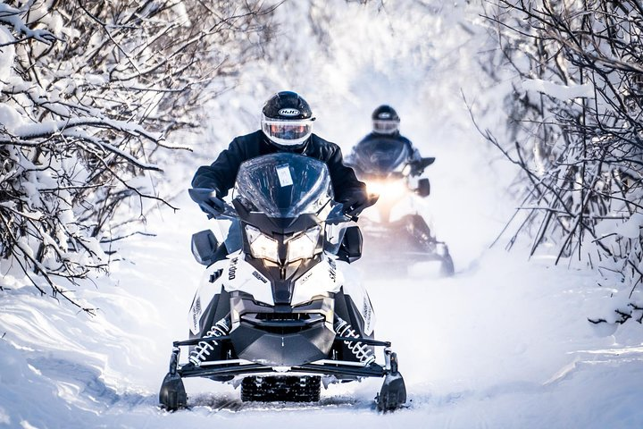 Through the snowy trails we go